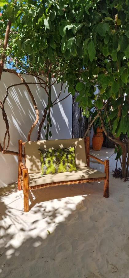 Mlango Paje House Bed & Breakfast ภายนอก รูปภาพ